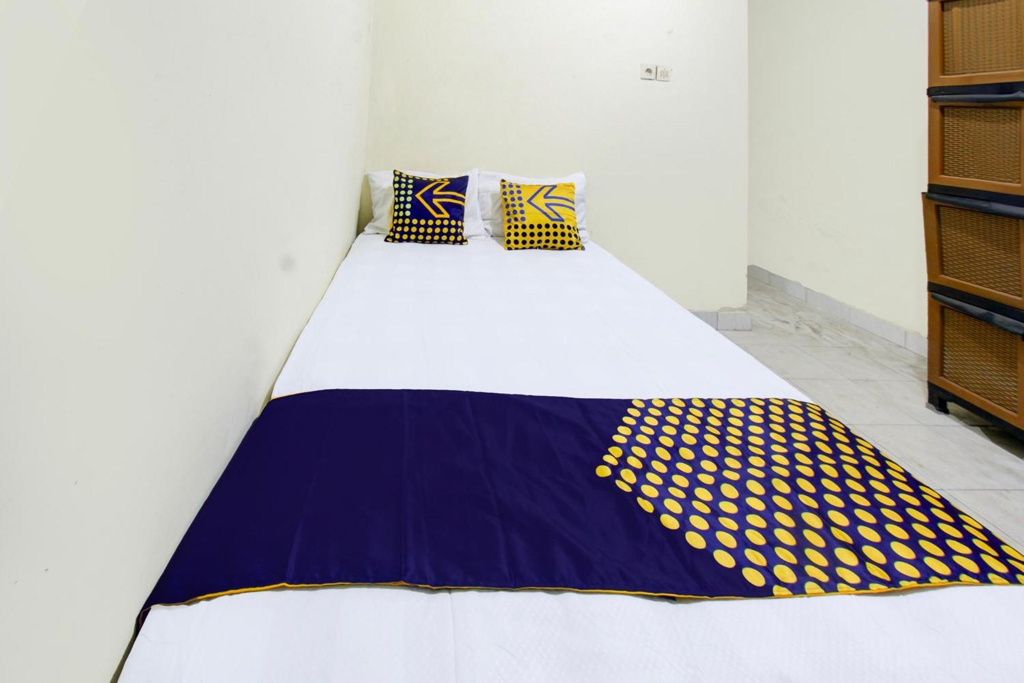 Oyo Life 93284 Kos Cendana Raya Hotell Mataram Eksteriør bilde