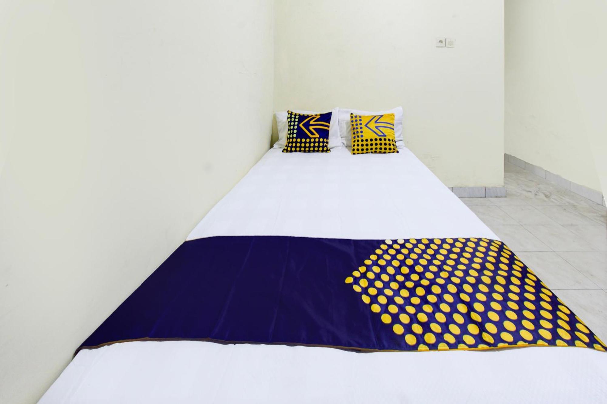 Oyo Life 93284 Kos Cendana Raya Hotell Mataram Eksteriør bilde